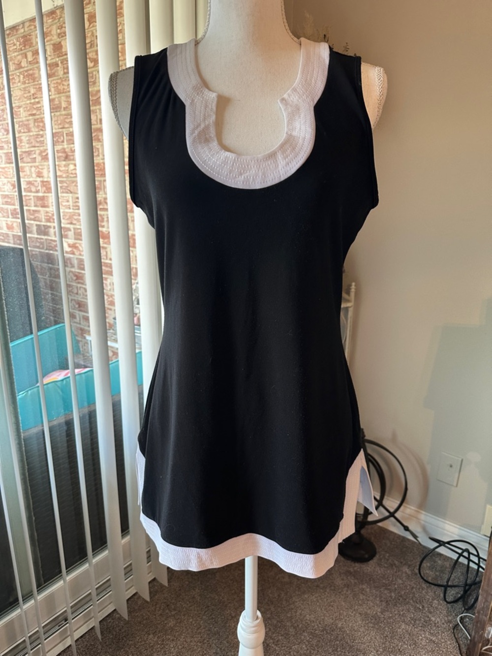 White House Black Market Black Tank with White Contrast Trim